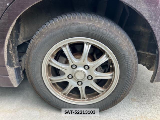 Honda e 2010-08 7789400-6