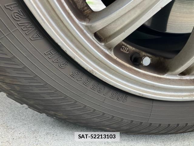 Honda e 2010-08 7789400-8