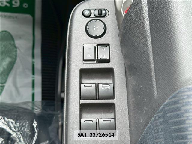 Honda e 2013-05 7789418-19