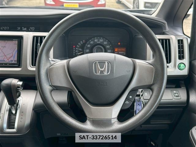 Honda e 2013-05 7789418-25