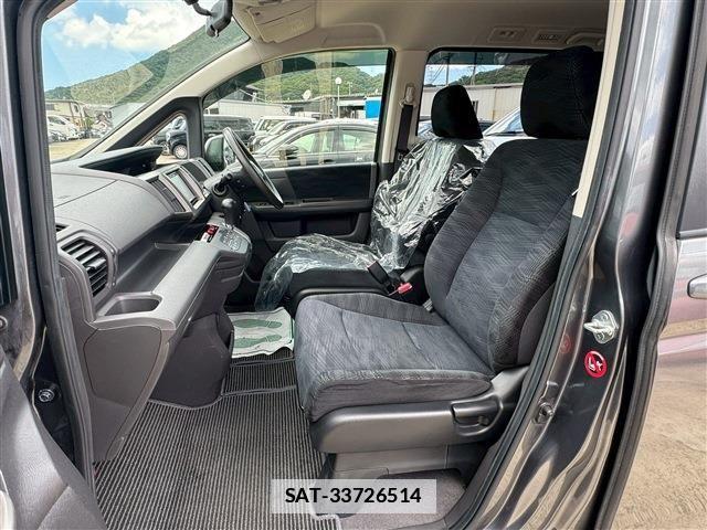 Honda e 2013-05 7789418-4