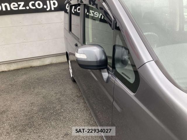 Honda e 2011-10 7789423-11