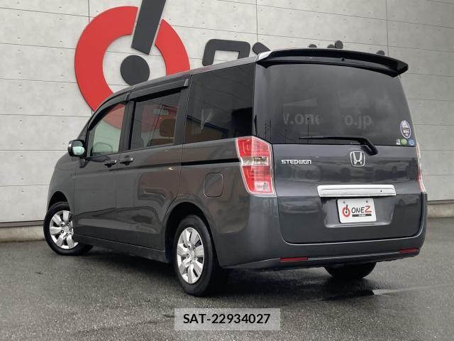 Honda e 2011-10 7789423-12