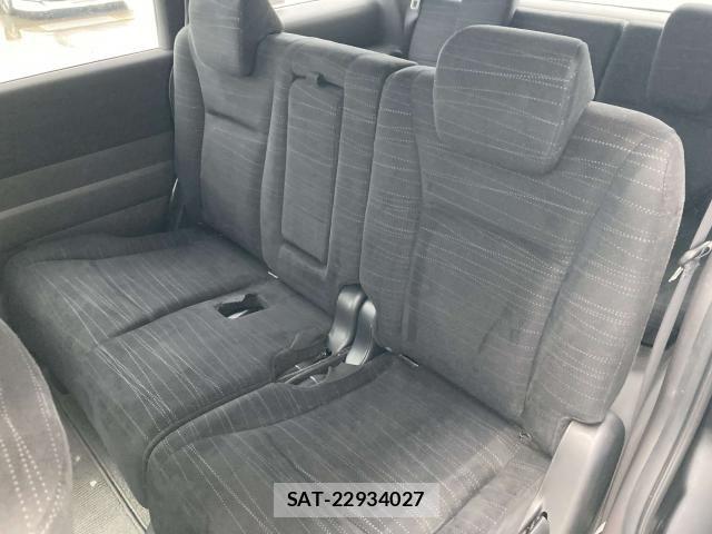 Honda e 2011-10 7789423-25