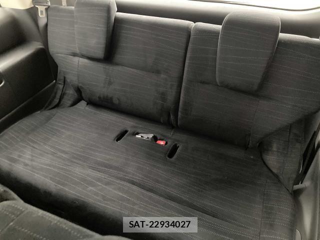 Honda e 2011-10 7789423-26