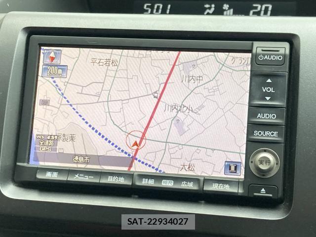 Honda e 2011-10 7789423-28
