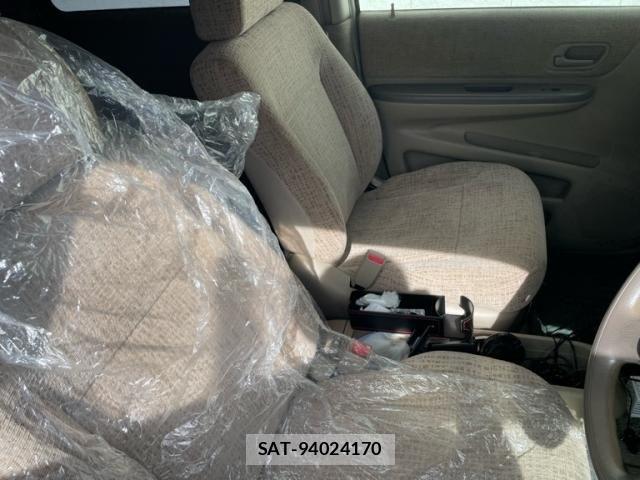 Honda e 2002-02 7879625-10
