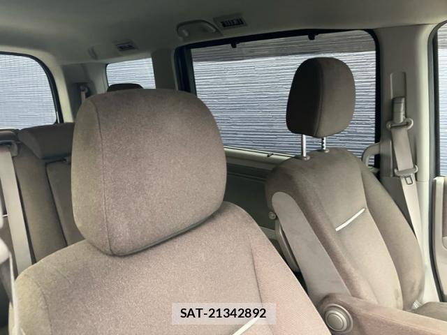 Honda e 2015-08 7879624-13