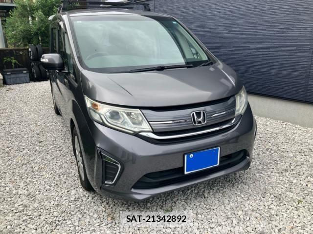 Honda e 2015-08 7879624-1