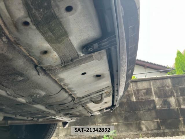 Honda e 2015-08 7879624-22