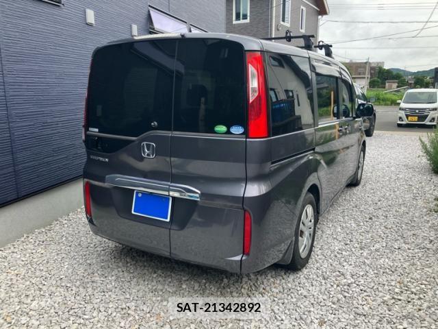 Honda e 2015-08 7879624-2