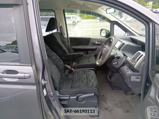 Honda e 2014-06 7903439-3