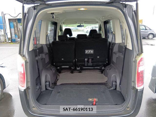 Honda e 2014-06 7903439-5
