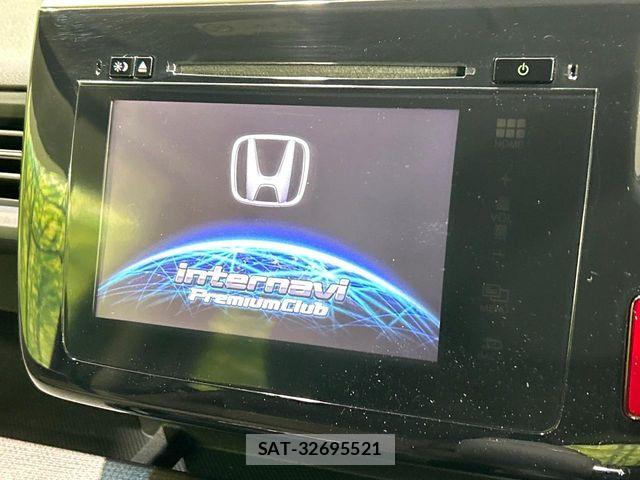 Honda e 2015-11 7903438-2