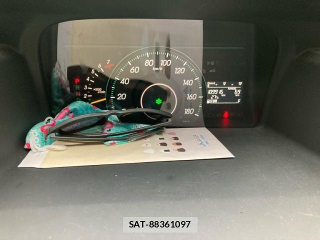 Honda e 2011-05 7963876-19