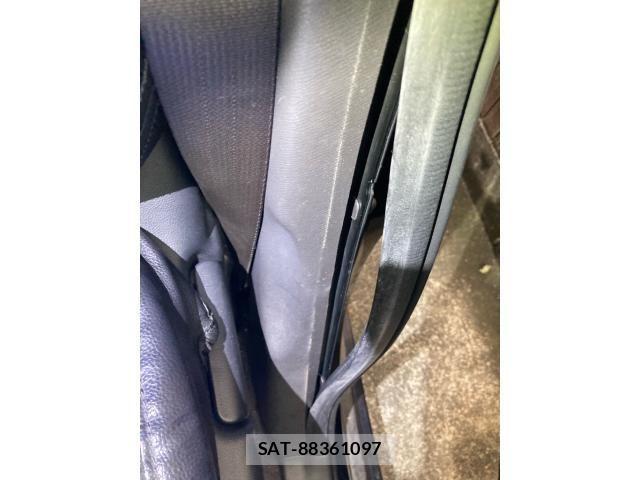 Honda e 2011-05 7963876-26