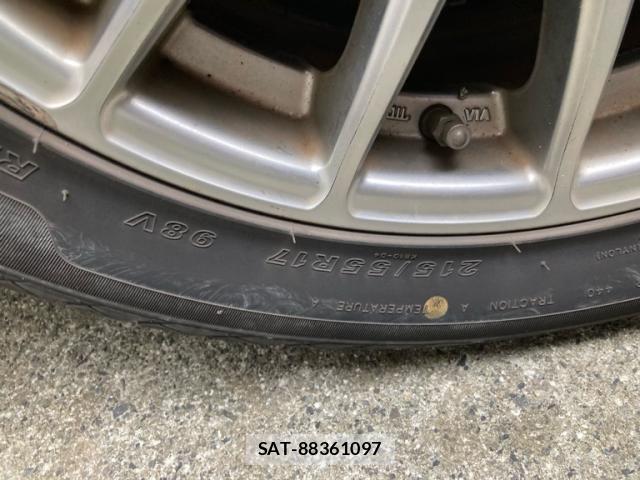 Honda e 2011-05 7963876-5