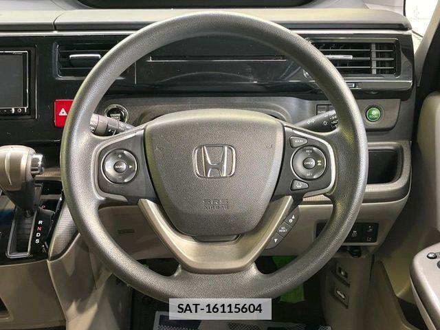 Honda e 2015-12 7963874-10