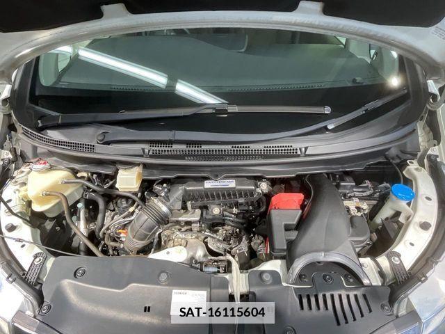 Honda e 2015-12 7963874-17