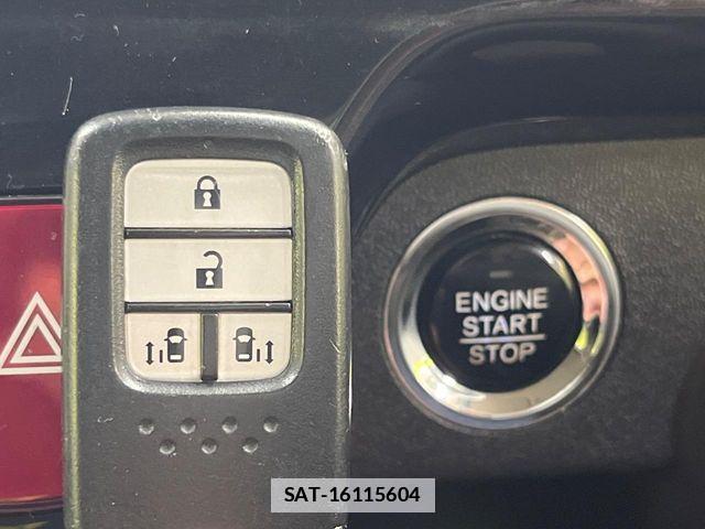 Honda e 2015-12 7963874-6