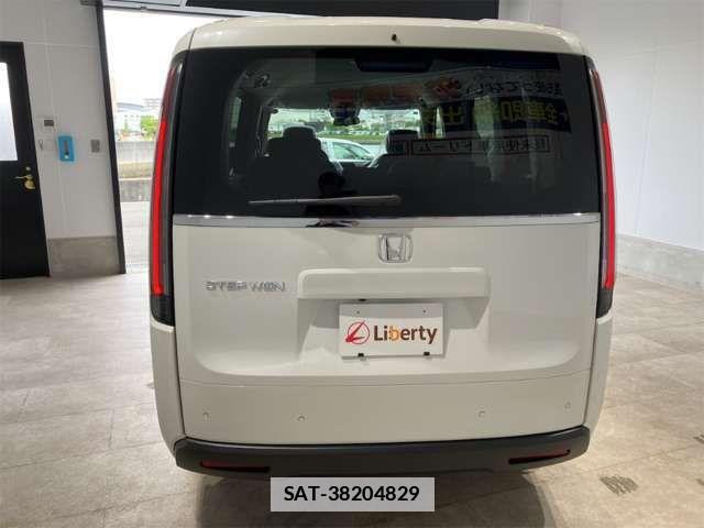 Honda e 2026-05 7981107-10