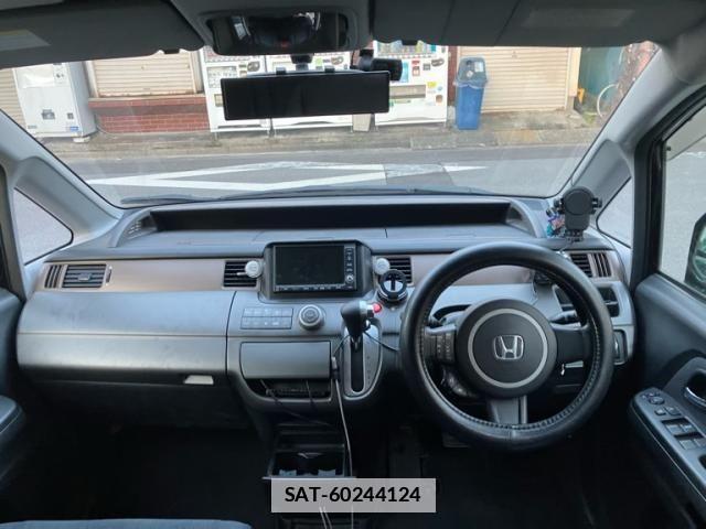 Honda e 2009-09 7981113-12