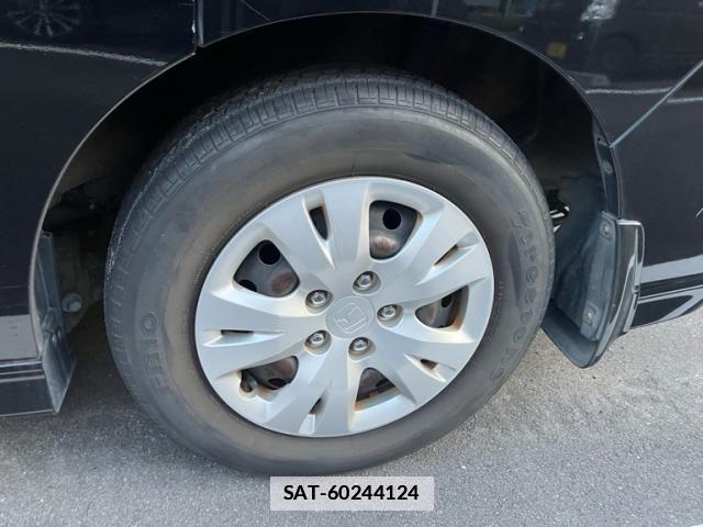 Honda e 2009-09 7981113-8