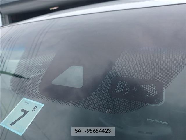 Honda e 2021-07 7981109-16