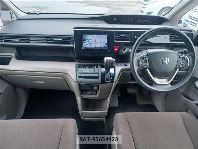 Honda e 2021-07 7981109-1