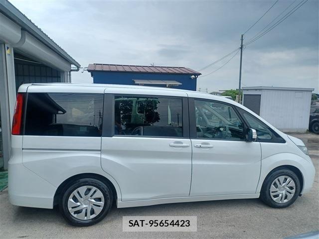 Honda e 2021-07 7981109-4