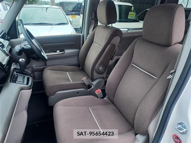 Honda e 2021-07 7981109-7