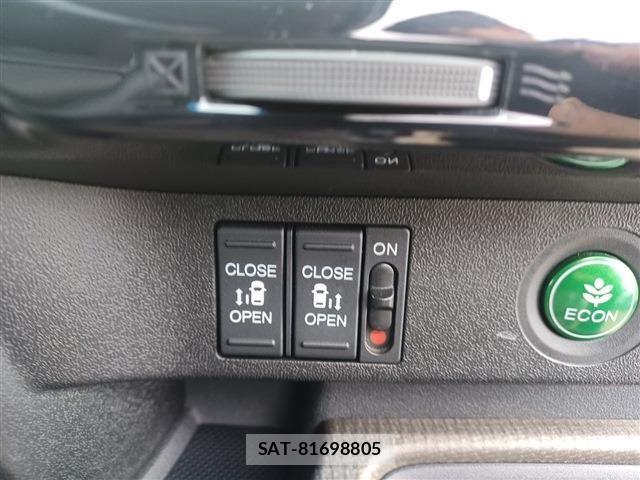 Honda e 2021-06 7981110-11