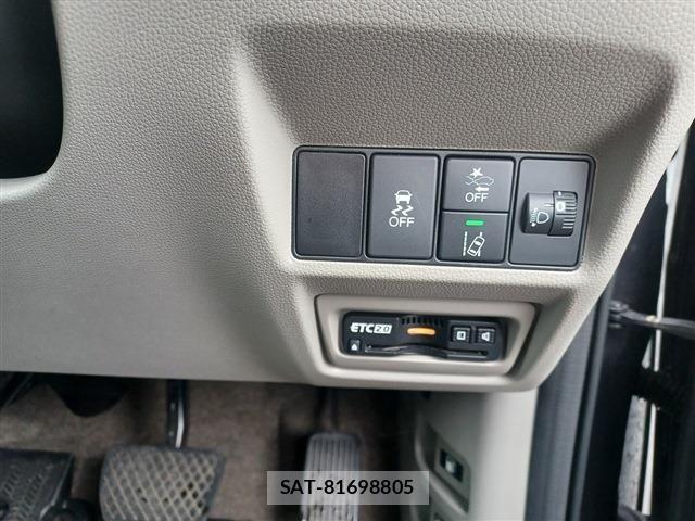 Honda e 2021-06 7981110-16