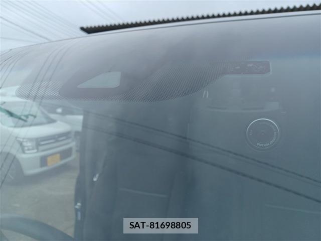 Honda e 2021-06 7981110-18
