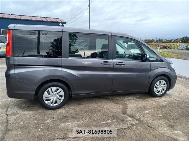 Honda e 2021-06 7981110-3