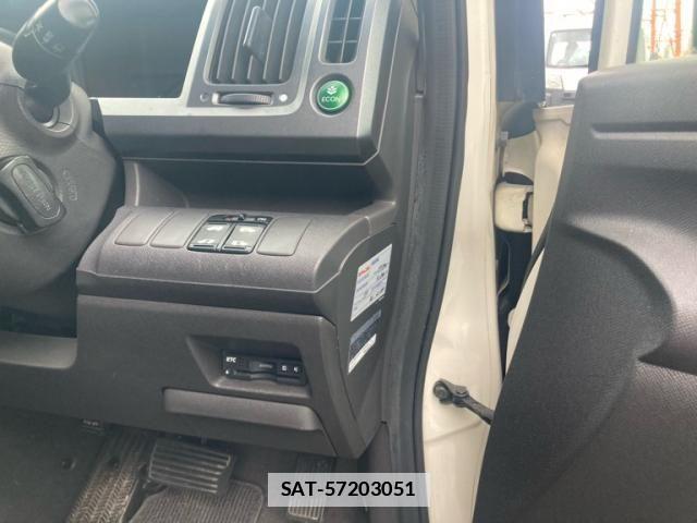 Honda e 2009-12 7981112-11