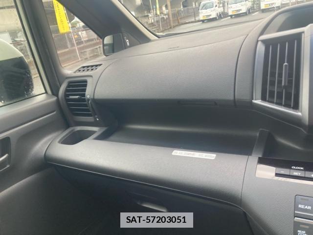 Honda e 2009-12 7981112-20