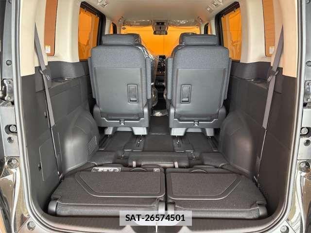 Honda e 2026-04 7981108-15