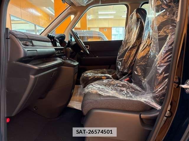 Honda e 2026-04 7981108-19