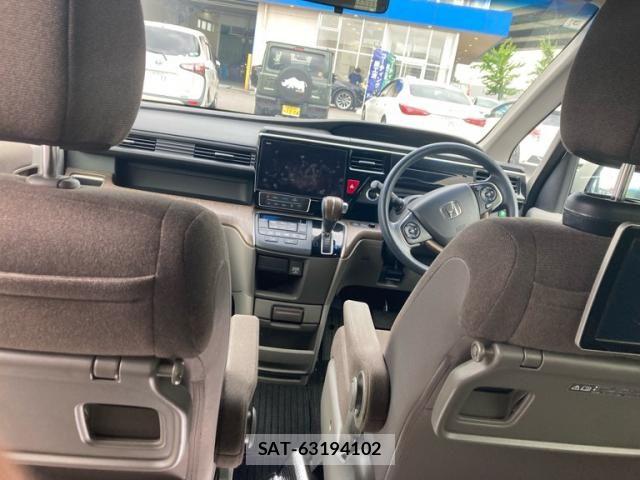 Honda e 2016-03 8038432-13
