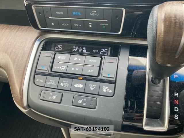 Honda e 2016-03 8038432-21