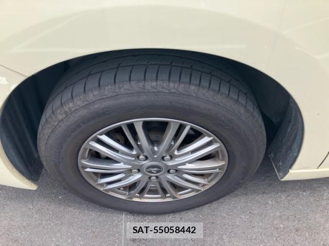 Honda e 2012-06 8038442-10