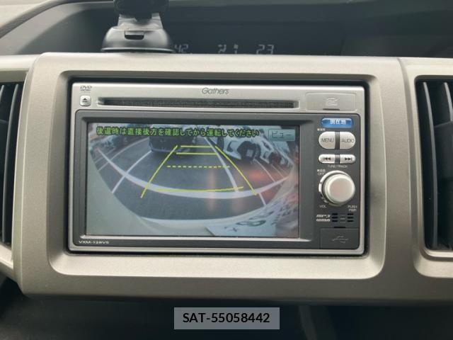 Honda e 2012-06 8038442-18