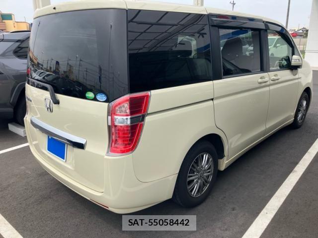Honda e 2012-06 8038442-5
