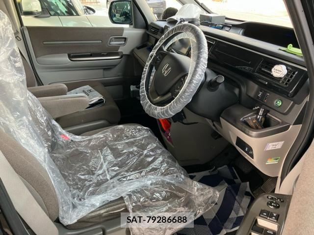 Honda e 2016-05 8038433-10