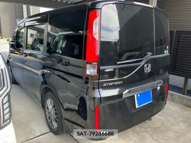 Honda e 2016-05 8038433-7