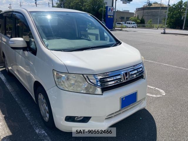 Honda e 2012-03 8038446-1
