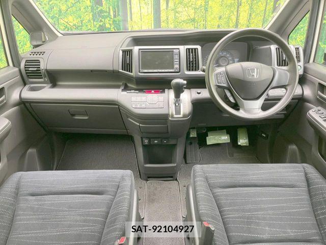 Honda e 2011-12 8038440-1