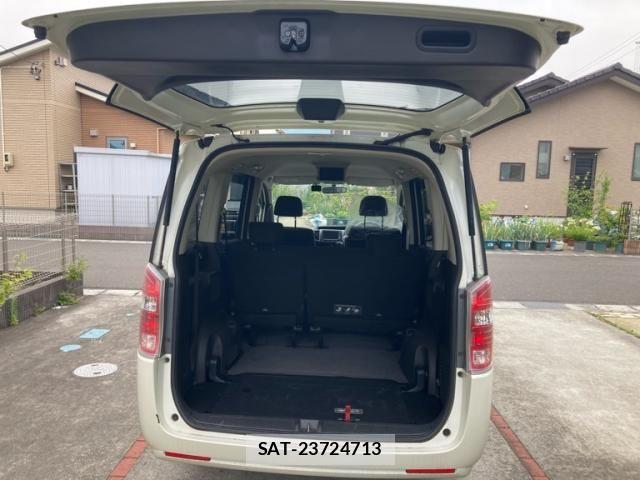 Honda e 2011-09 8038445-9