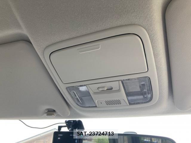 Honda e 2011-09 8038445-22